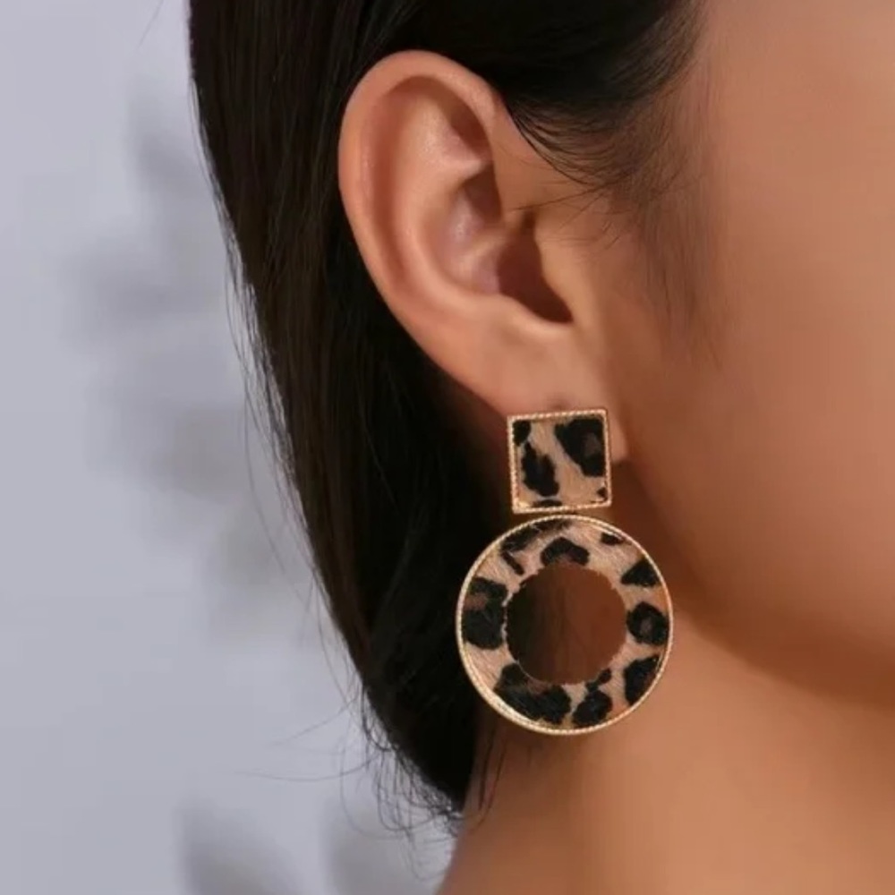 💎New 18k Gold Plated Leopard Earrings